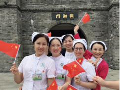 颜值爆表，技能开挂 | 以节日的名义给患者最暖的守护