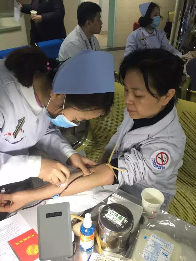血量有限，爱心无限——湘潭市中心医院开展无偿献血活动