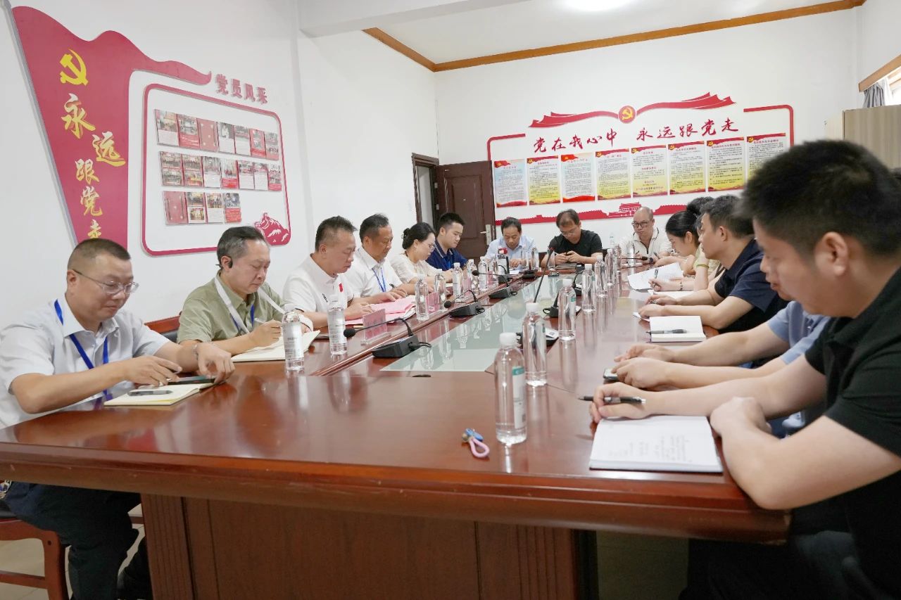 感谢医路有你 ▏湘潭市中心医院召开中青年骨干医疗人才座谈会