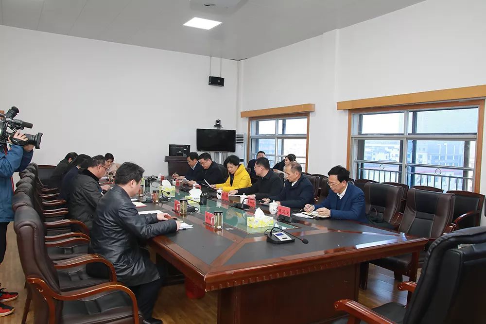 张迎春赴市中心医院慰问一线医务工作者