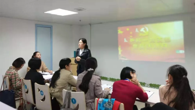 湘潭市中心医院手术室专科小组 《手术室护理实践指南》授课比赛成功举办