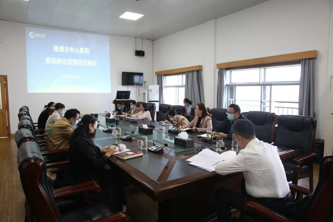 去医院看病，对健康码和核酸有什么要求？