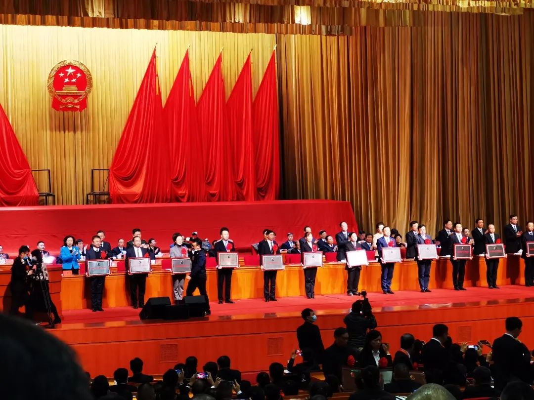 湖南隆重表彰抗疫先进个人和集体，湘潭市中心医院获多项表彰