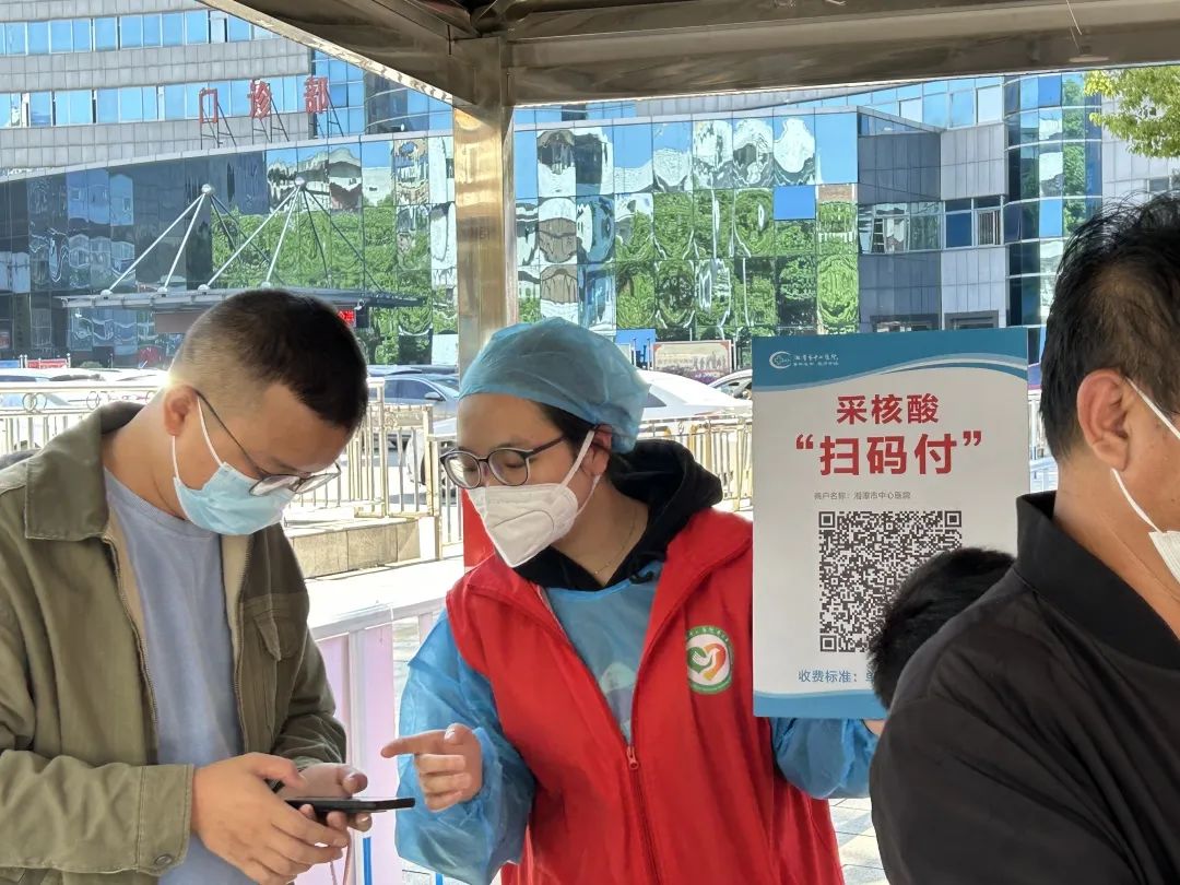“惠景志愿红”，抗疫一线的温暖底色