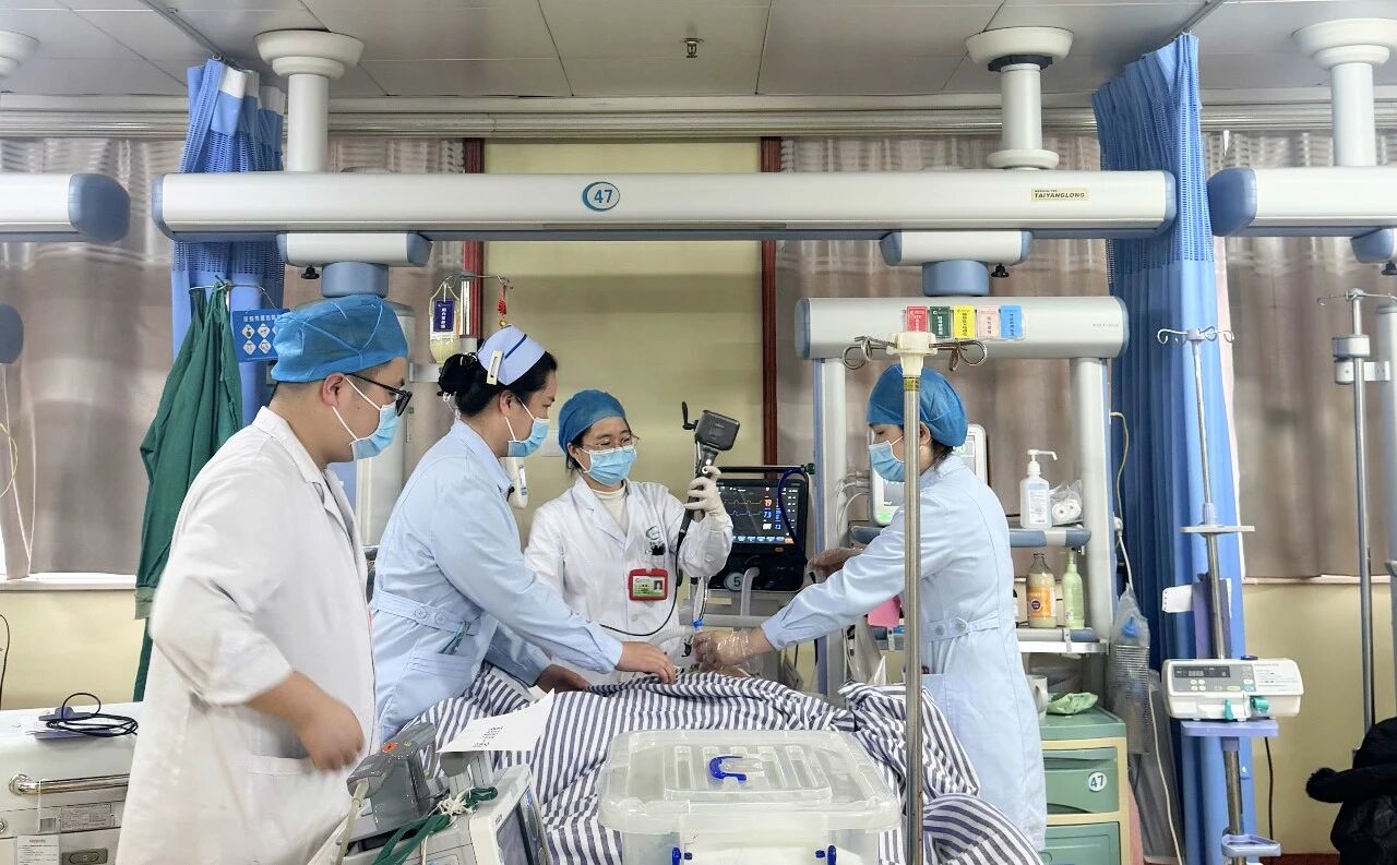 春节，他们为生命“守岁”！