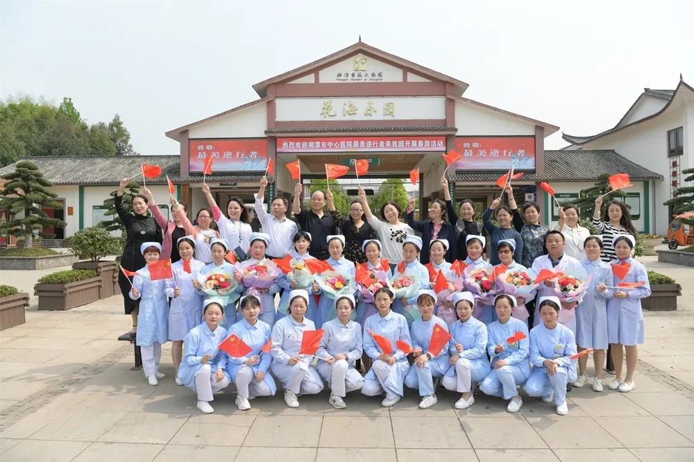 良辰美景不可辜负，盘龙大观园玫瑰园提前开放，只为……