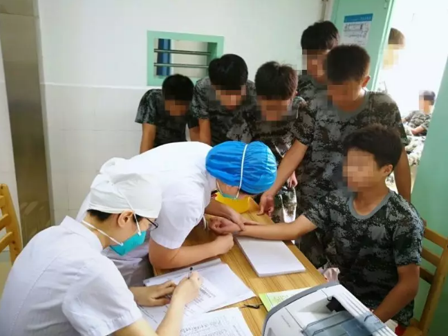 湘潭市中心医院公卫中心为入学新生开展结核病筛查