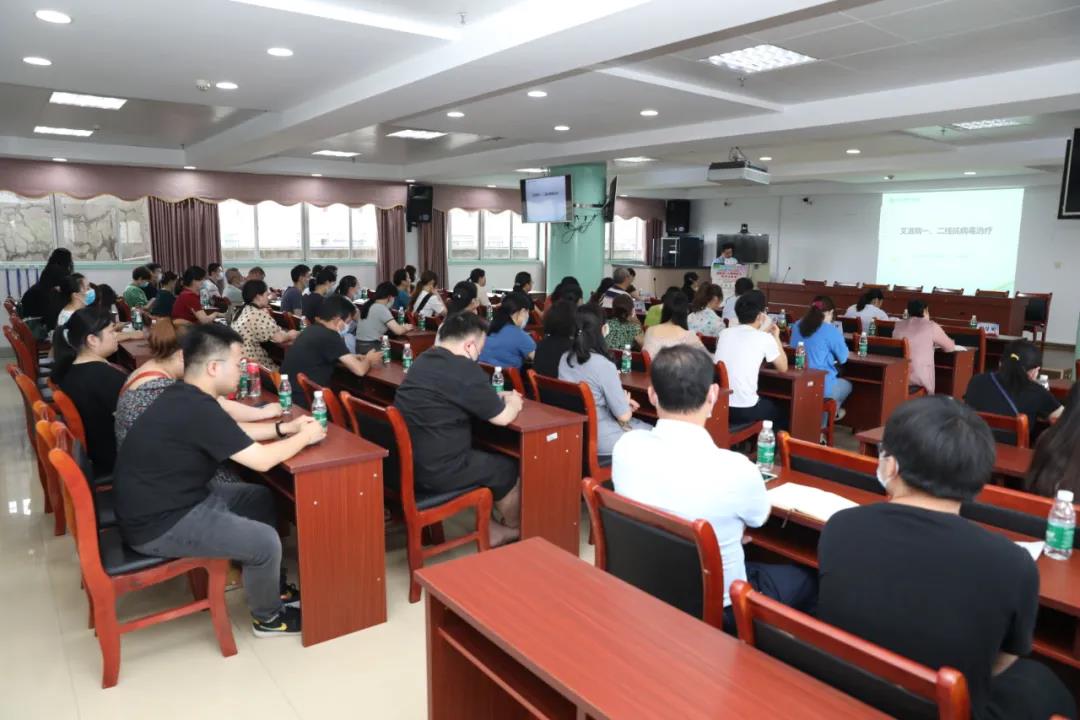 湘潭市中心医院成功主办“为艾巡讲”基层医生培训会议