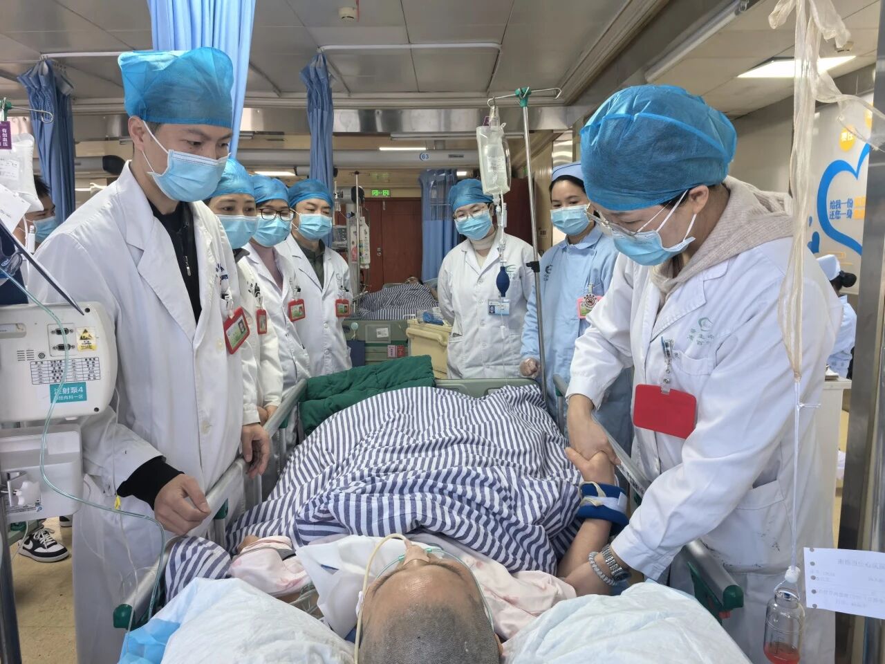 多学科攻坚：精准封堵“颅内炸弹”