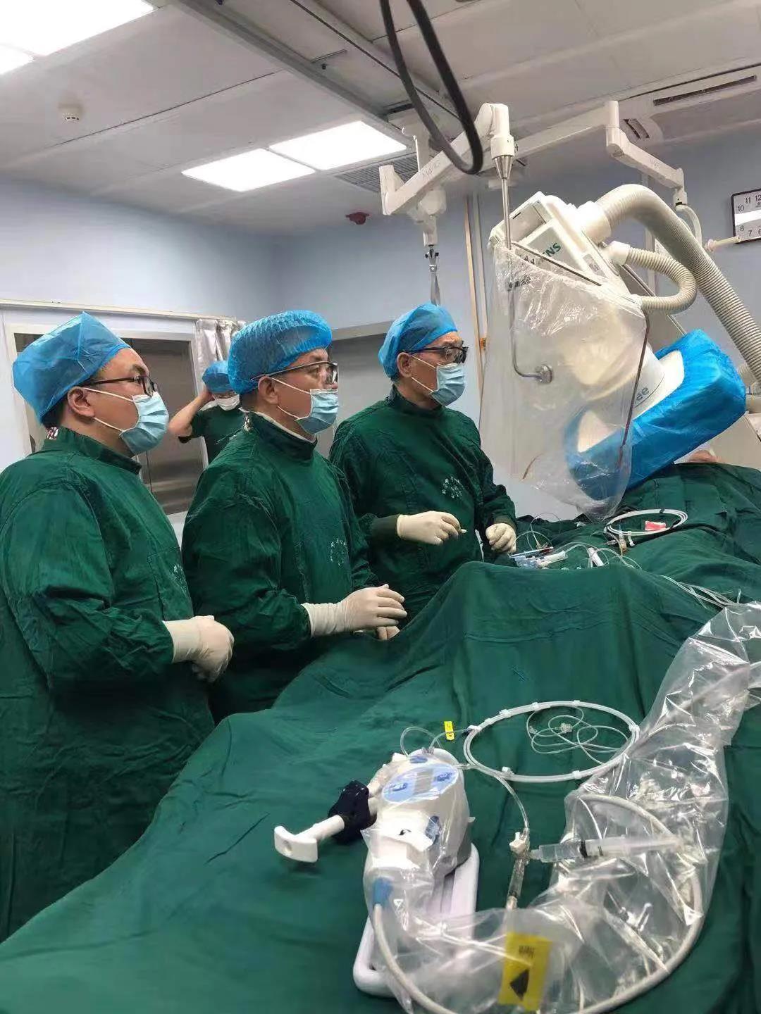 “国家队”出手一个月，湘潭市中心医院冠脉支架使用个数增加35%，整体费用下降85%